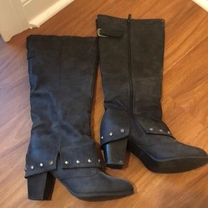Black riding boots